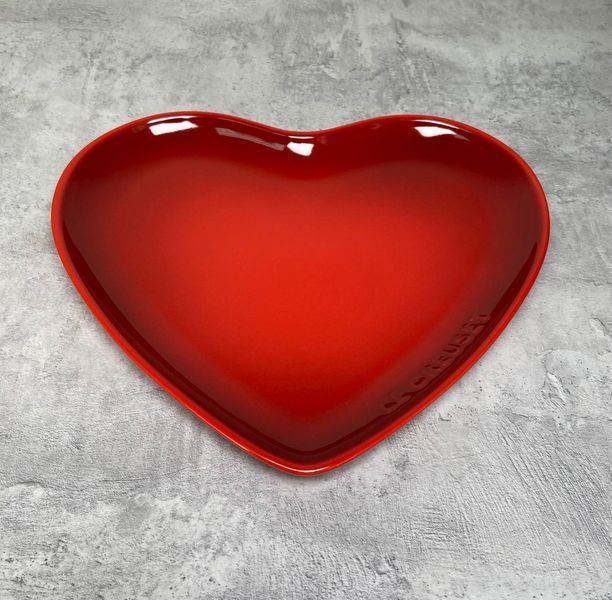 Тарелка десертная Le Creuset Heart Cerise 23 см 80255230600099 фото